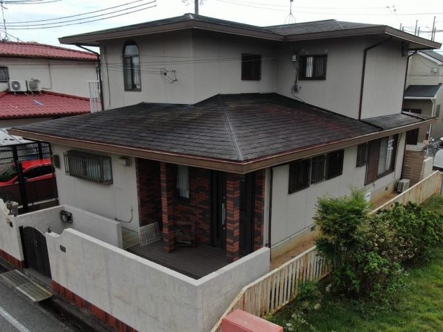 高砂市の葺き替え工事を行う戸建て